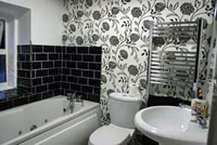 cottage near Matlock in Derbyshire, whirlpool bath or jacuzzi bath