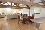 spacious cottage Yellowdrama sleeps 6