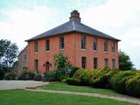 large country house for groups
