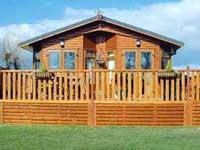 pine lodge by river avon