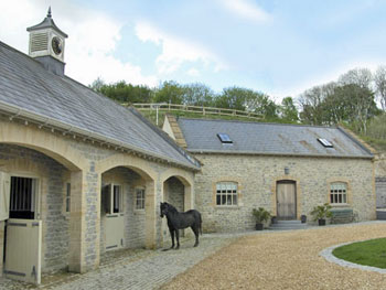 Stable Cottage for a self catering holiday with horse riding