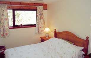 holiday cottage in Cornwall with double bedroom