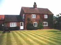 Self-catering holiday cottage near Southwell Nottinghamshire 