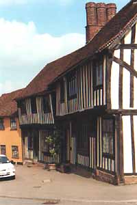medieval half timbered houses line many roads, stay in a country cottage near Lavenham to take time to explore on your holiday