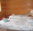 Twin bedroom