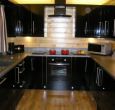 Fully fitted kitchen