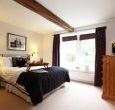 Luxury self catering sleeps 12 near Peak District