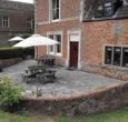 Somerset self-catering apartment with use of pool sleeps 2