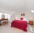 7 Bedroom house in Bath to rent for self catering breaks has 2 double and 5 twin bedrooms