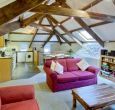 one bedroom cottage Pembrokeshire, kingsize bed