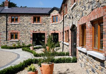 Decoy Country Cottages  - Tara,  