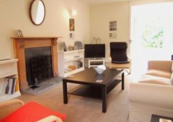 Courtyard Cottage  - Somerton,  