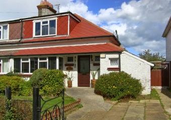 Bayside Beach Cottage, Shanklin, South Coast   - Shanklin,  