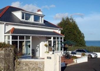 Ceris Dogs-welcome Cottage, Benllech, North Wales   - Benllech,  