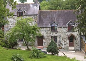 Rhiwlas Cottage Family Cottage, Llanwddyn, North Wales   - Llanwddyn,  