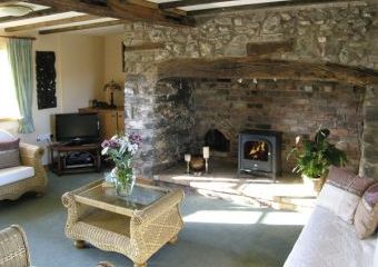 View Point Cottage Dogs-welcome Cottage, Pedairffordd, North Wales   - Pedairffordd,  