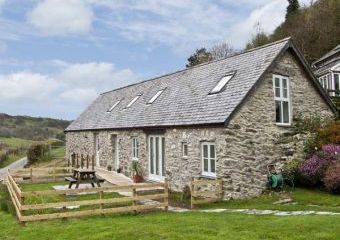 Bronnydd, Tyddyn Ysgubor Family Cottage, Bala, North Wales   - Bala,  