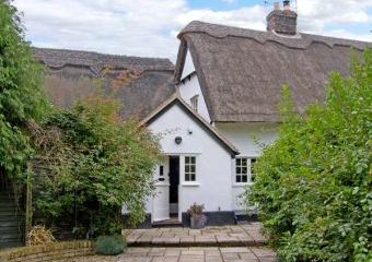 Thatched Dogs-welcome Cottage, Fulbourn, East Anglia   - Fulbourn,  