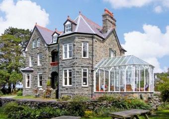 Pensarn Hall Dogs-welcome Cottage, Llanbedr, North Wales   - Llanbedr,  