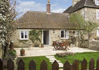Farm View Dogs-Welcome Cottage, Upper Seagry, Cotswolds   - Upper Seagry,  