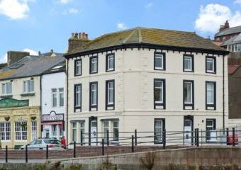 Harbour House  Beach Cottage, Maryport, Cumbria & The Lake District   - Maryport,  