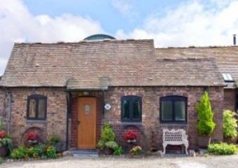 Rickyard Countryside Cottage, Heart Of England   - Leighton,  