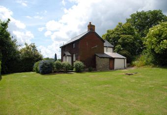 Field Cottage  - Lyonshall,  