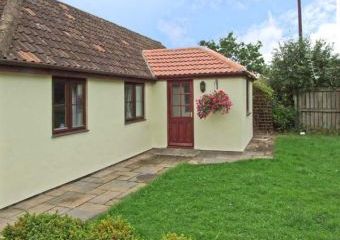 Maple Cottage Family Cottage, Leigh, Cotswolds   - Leigh,  