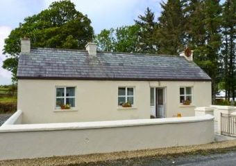 Weavers Dogs-welcome Cottage, North West   - Mountcharles,  