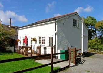 Farmhouse Dogs-welcome Country Cottage, Pentraeth, North Wales   - Pentraeth,  