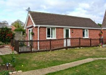 The Retreat Countryside Cottage, Rowston, East Anglia   - Rowston,  