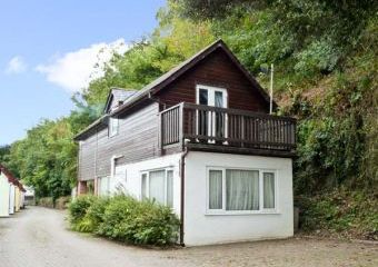 Creek Coastal Cottage, Little Petherick Near Padstow, South West England   - Little Petherick Near Padstow,  