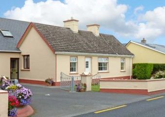 K C Cottage Dogs-welcome Cottage, Quilty, County Clare, West   - Quilty,  