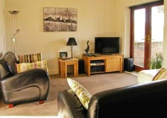 Waddleduck Dogs-welcome Cottage, Whitby, North York Moors & Coast   - Whitby,  