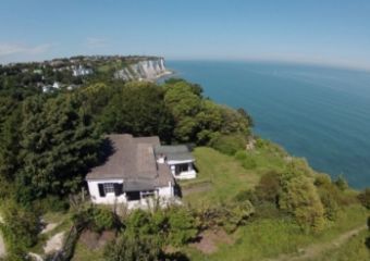 The Gun Emplacement  - St. Margaret's Bay, Dover,  