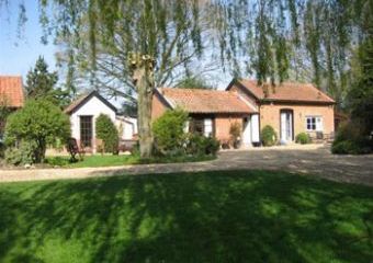 Daffodil Cottage at Thatched Farm Cottages  - Woodbridge,  