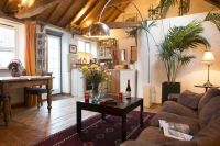Snow Cottage  - Hadleigh,  
