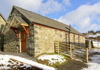 Ty Isaf Penrhyddion Dogs-welcome Cottage, Betws-Y-Coed, North Wales   - Betws-y-Coed,  