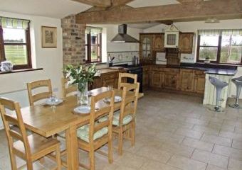 The Leverets Family Cottage, Brimpsfield, Cotswolds   - Brimpsfield,  