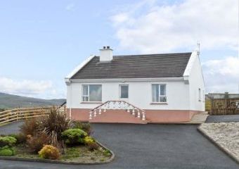 Teach M�Ire �G Beach Cottage, Gweedore, County Donegal, North West Ireland  - Gweedore,  