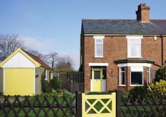 Primrose House Beach Cottage, Lowestoft, East Anglia   - Lowestoft,  