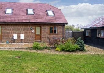 Mole Hill Countryside Cottage,  South West England   - Alderholt,  