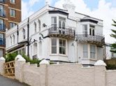 2 The Villa Beach Cottage, Ilfracombe, South West England   - Ilfracombe,  
