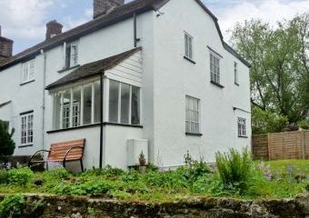 Crabapple Cottage Dogs-welcome Cottage, Shaftesbury, South West England   - Shaftesbury,  