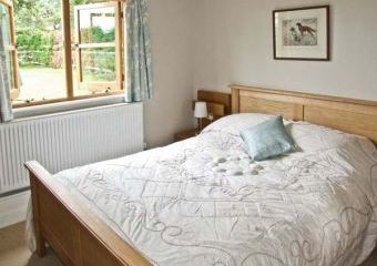 Little Gable Dogs-welcome Cottage,  Heart Of England   - Little Hereford,  