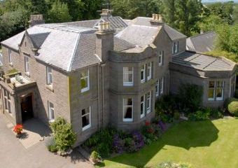 Castleton House Pet Friendly Cottage, Central Scotland   - Glamis,  