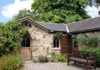 The Arch Romantic Cottage, Pant Glas, Heart Of England   - Pant Glas,  