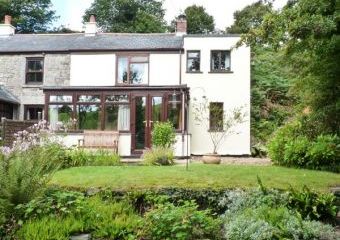Didcott Dogs-welcome Cottage, South West England   - Bridge, Redruth,  