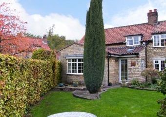 22 Beckside Family Cottage, Nettleham, East Anglia   - Nettleham,  