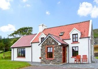 Jimeens Coastal Cottage, Waterville, County Kerry, South West Ireland   - Waterville, county kerry,  